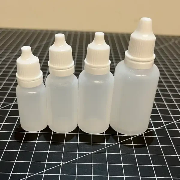 dropper-bottles-assortiment.webp Dropper bottle - squeeze bottle - refillable