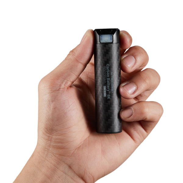 nitecore-carbon-battery-6k-powerbank-size Nitecore - Carbon Battery 6K - power bank