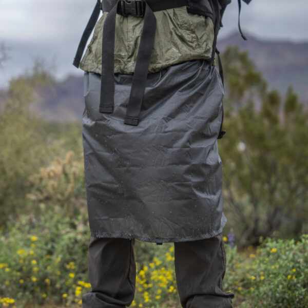Enlightened Equipment - Rain wrap - Lightweight Outdoor