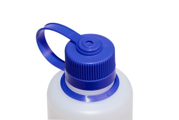 Nalgene-ultralight-16oz-NM-HDPE-Lid.jpg Nalgene Ultralight Narrow-Mouth Bottle - 500 ml